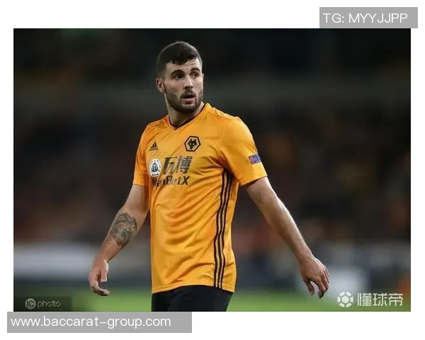 罗马诺透露佩雷茨体检已通过南安普顿850万欧元买断条款生效