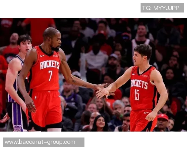 乌度卡强调球队需减少持球时间积极吸引防守创造更多空位机会 乌度卡强调球队需减少持球时间积极吸引防守创造更多空位机会