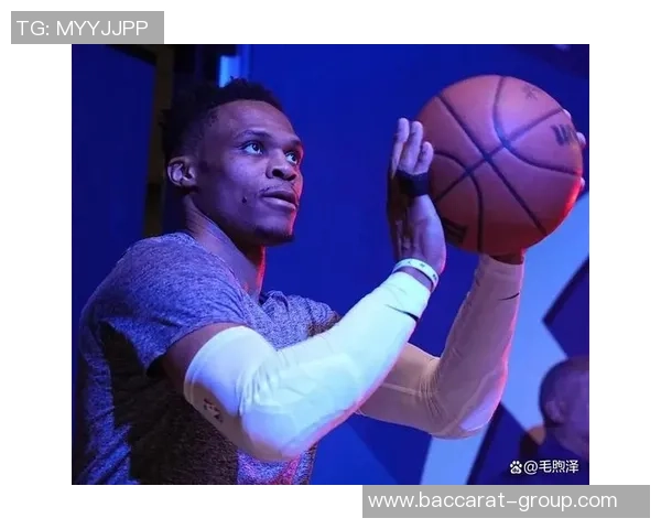 距离新赛季仅剩17天威少仍无下家鹿媒热议我鹿是否应追逐他